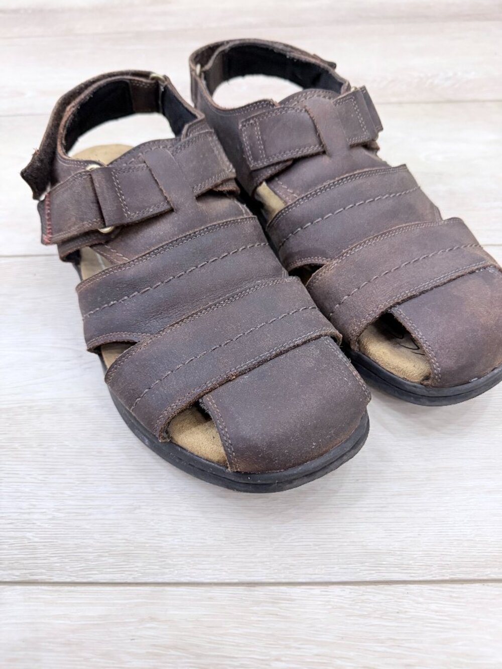 Clarks Leather Fisherman Sandals Men’s Size 11